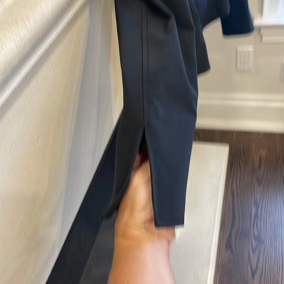 M Siamo Black short blazer. Size 10 - Picture 2 of 4